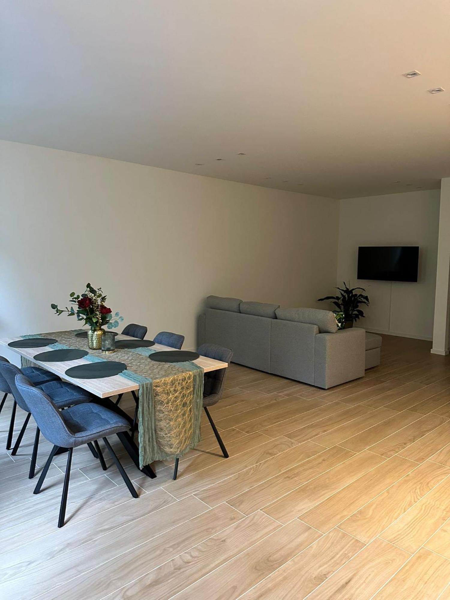 Luxury Suites Park By Rikas Hotels Antwerpen Exteriör bild