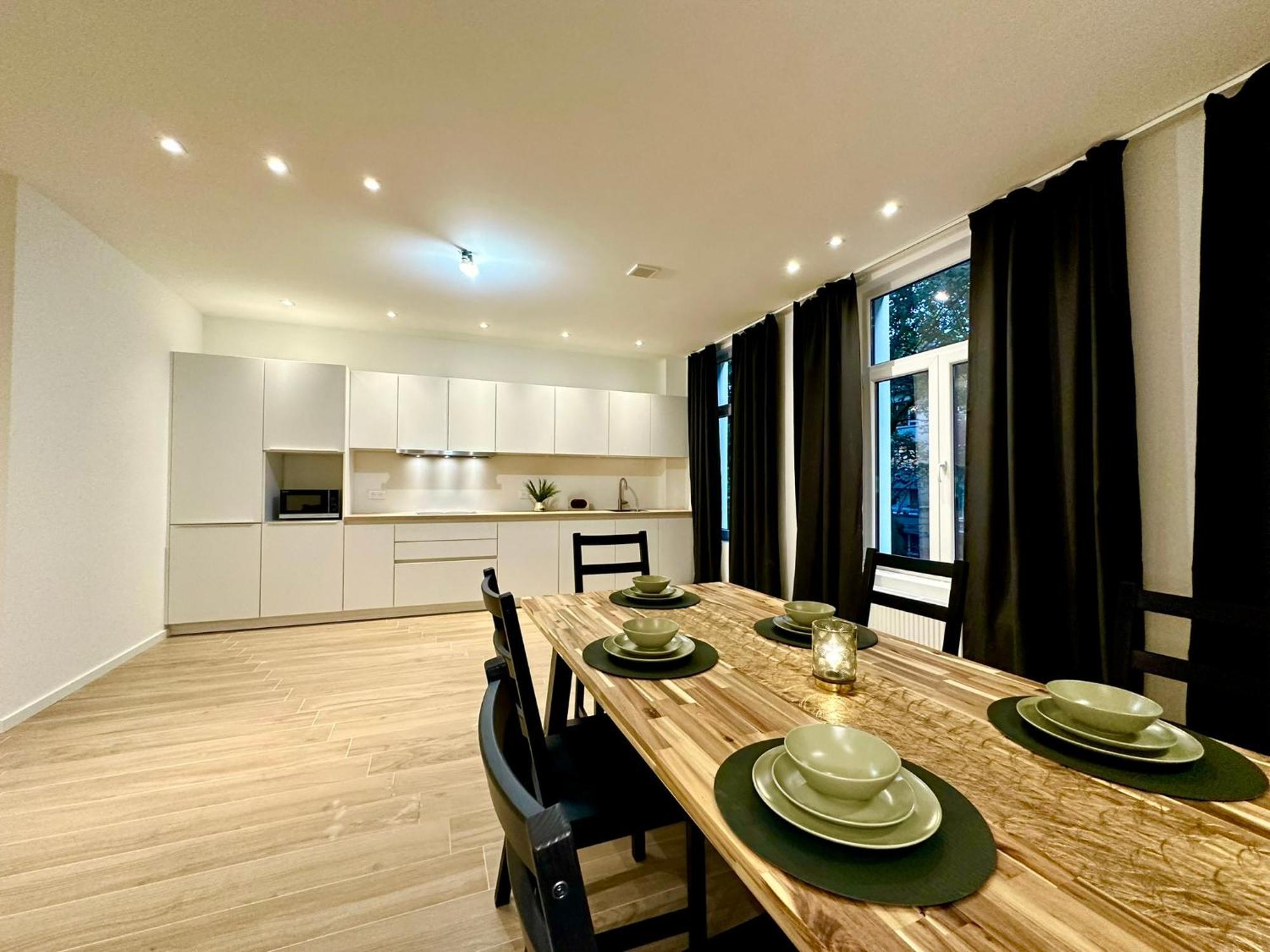 Luxury Suites Park By Rikas Hotels Antwerpen Exteriör bild