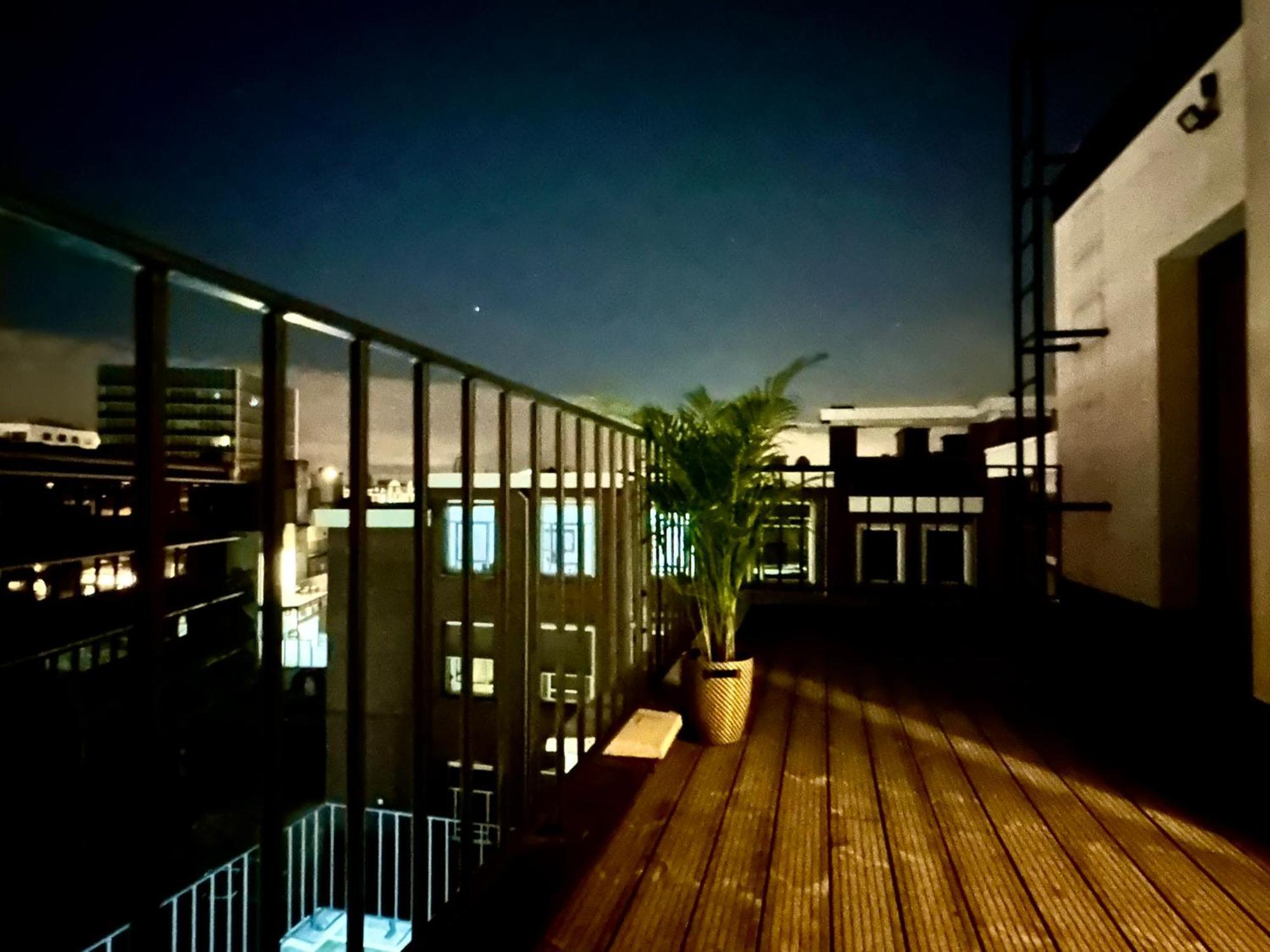 Luxury Suites Park By Rikas Hotels Antwerpen Exteriör bild