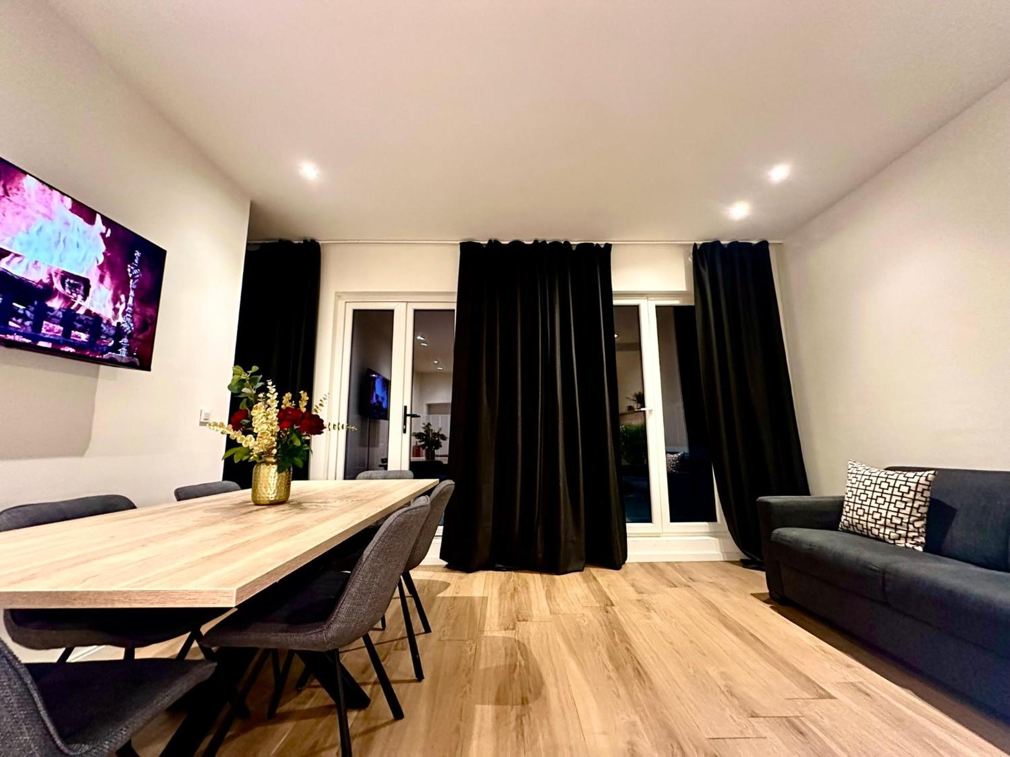 Luxury Suites Park By Rikas Hotels Antwerpen Exteriör bild